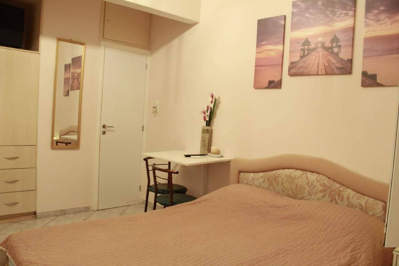 Apartment Eirina Athena Bagian luar foto